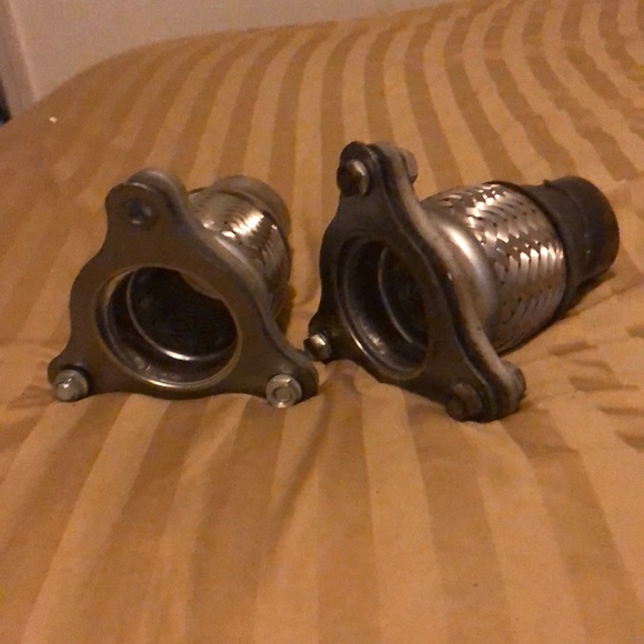 2.25" Exhaust Flange W/ Flex Pipe Chevy 2-1/4 - Picture 2 of 2